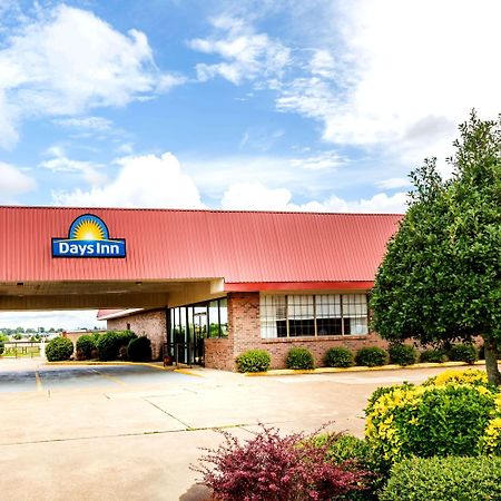Days Inn By Wyndham Batesville Exterior foto